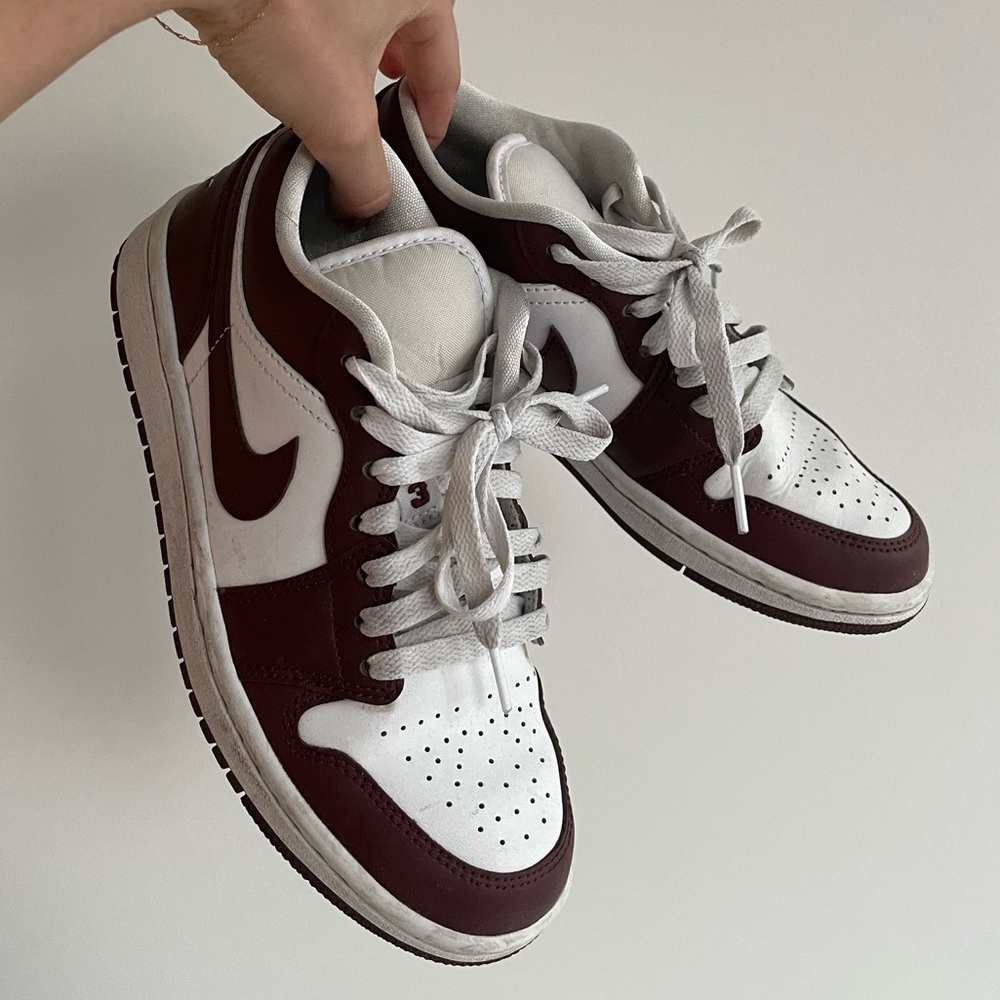 Jordan 1 Low “Bronze Eclipse” Women’s Sneakers